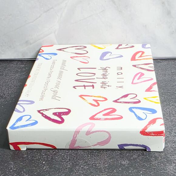 Mally New Spring Into Love eyeshadow palette full size 14.8 g - Picture 4 of 8